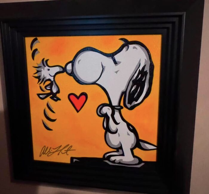 “LOVE LIFTS YOU UP” UNIQUE
